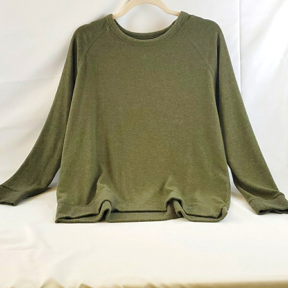 Sonoma olive green sweater MEDIUM